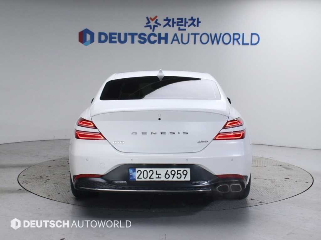 제네시스 G70 더 뉴 G70 가솔린 2.0T 4WD 이미지 4
