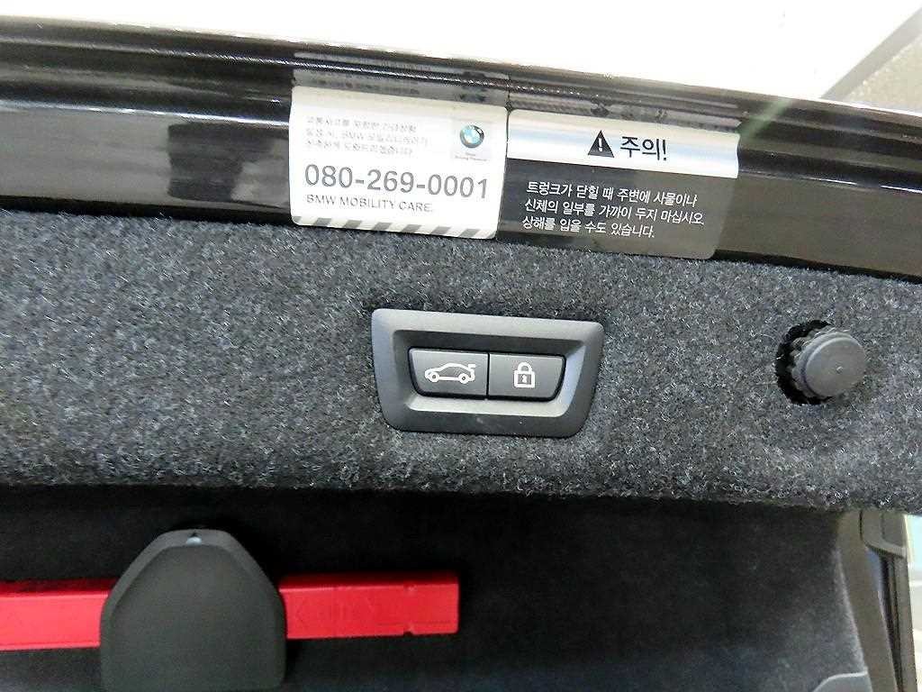 BMW 5시리즈 5시리즈 (G30) 530i xDrive M 스포츠 플러스 이미지 17