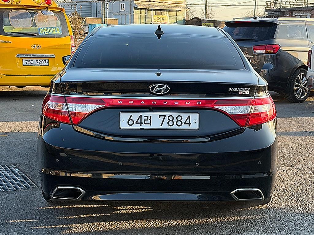 현대 그랜저 그랜저 HG HG220 PREMIUM 기본형 이미지 3