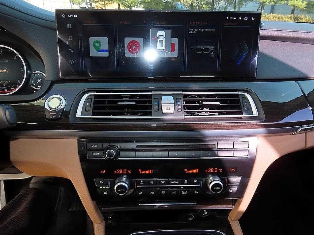BMW 7시리즈 7시리즈 (F01) 740 d xDrive 이미지 14