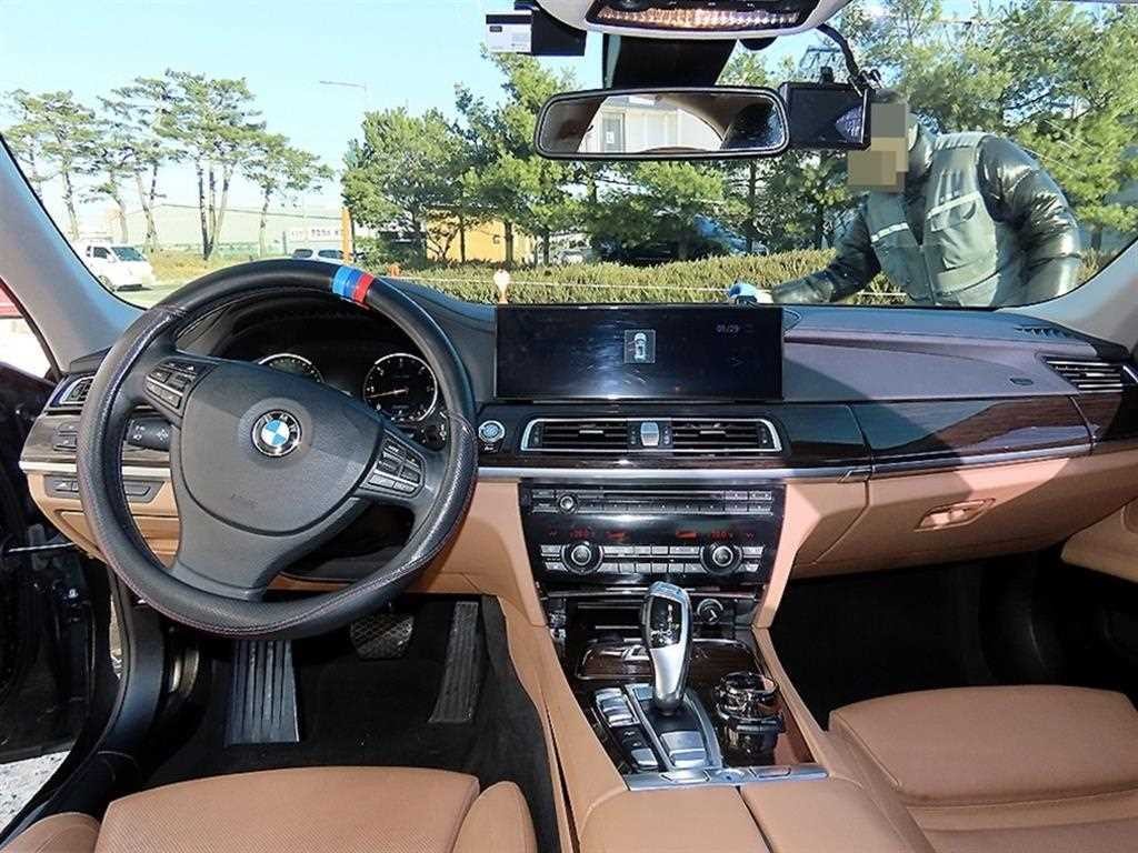 BMW 7시리즈 7시리즈 (F01) 740 d xDrive 이미지 7
