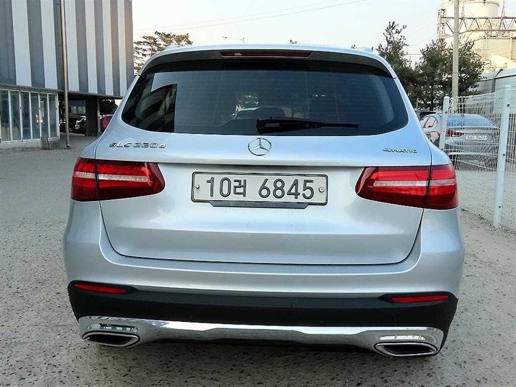벤츠 GLC 클래스 GLC클래스 X253 GLC 220 d 4MATIC 이미지 4