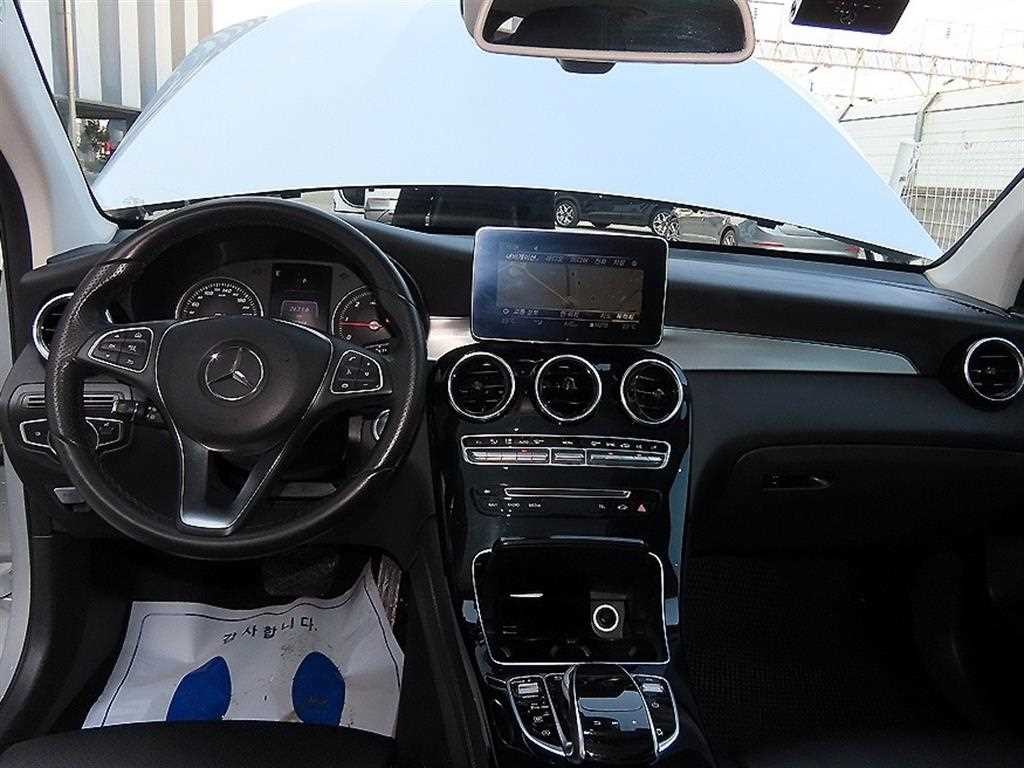 벤츠 GLC 클래스 GLC클래스 X253 GLC 220 d 4MATIC 이미지 7