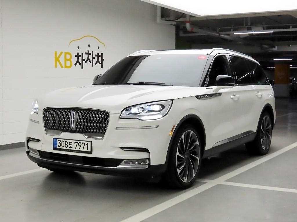 링컨 에비에이터 에비에이터 2세대 3.0 리저브 AWD 이미지 2