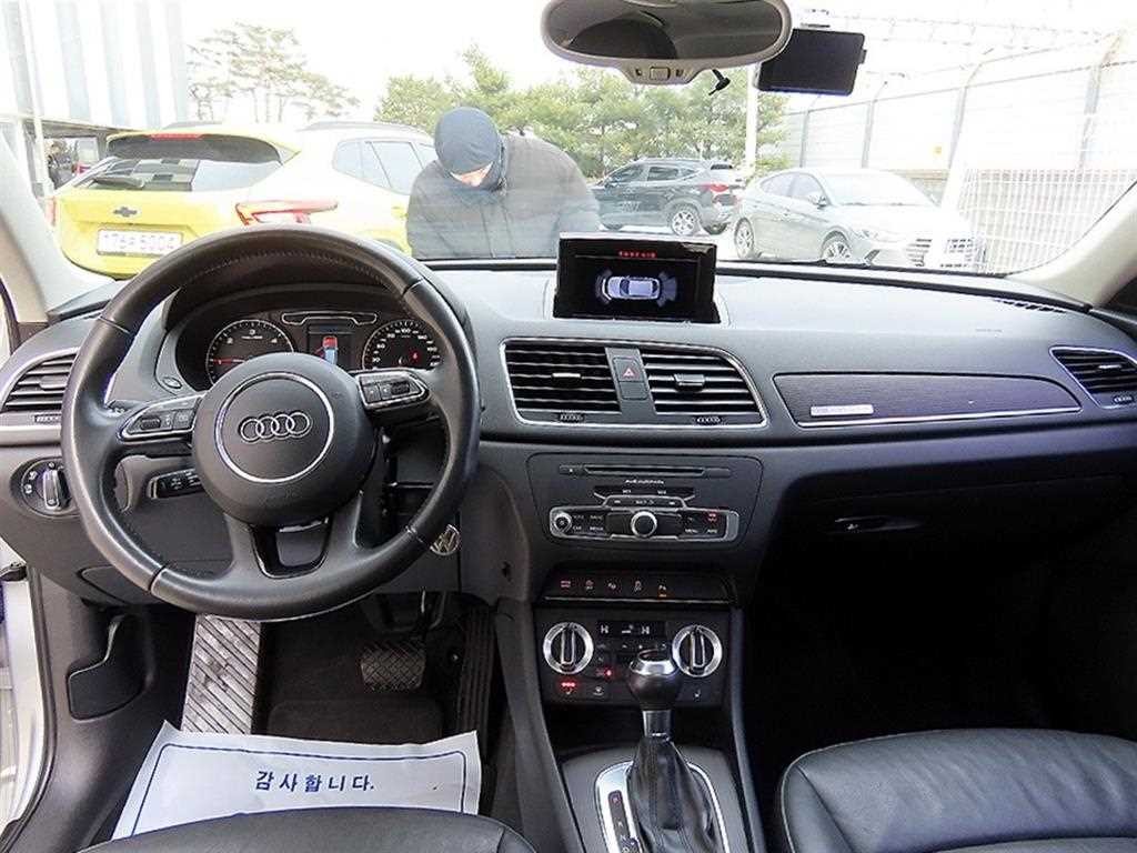 아우디 Q3 2.0 TDI 콰트로 다이나믹 이미지 7