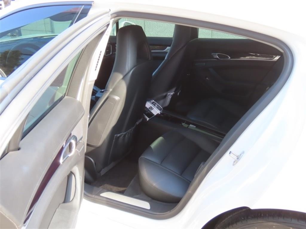 포르쉐 파나메라 3.6 AWD 이미지 14