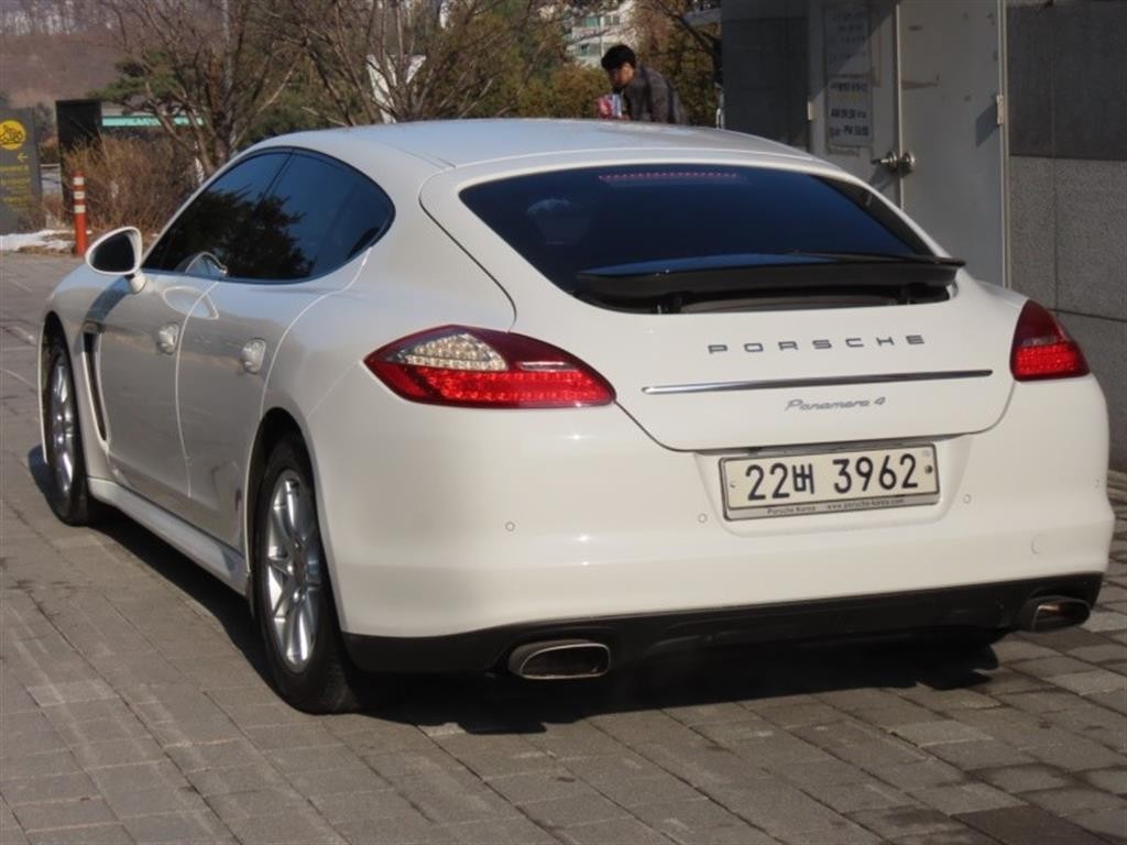 포르쉐 파나메라 3.6 AWD 이미지 4