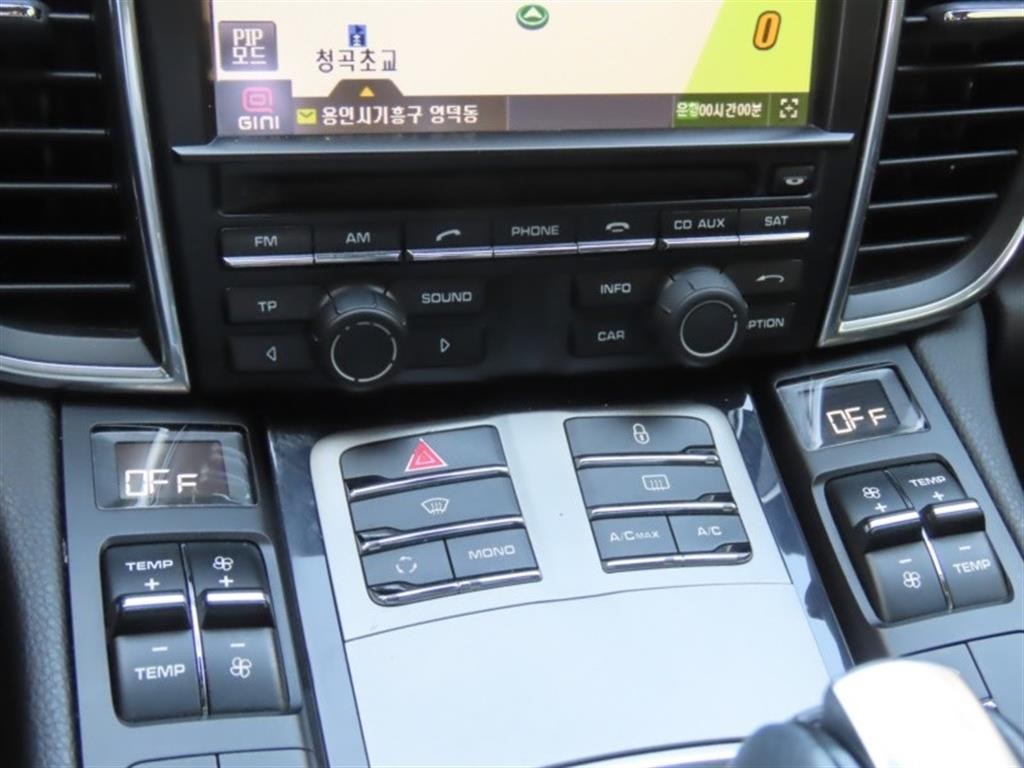 포르쉐 파나메라 3.6 AWD 이미지 7