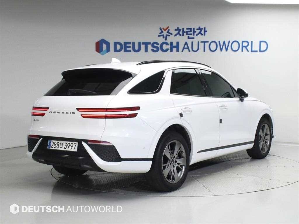제네시스 GV70 2.2 디젤 2WD 이미지 3
