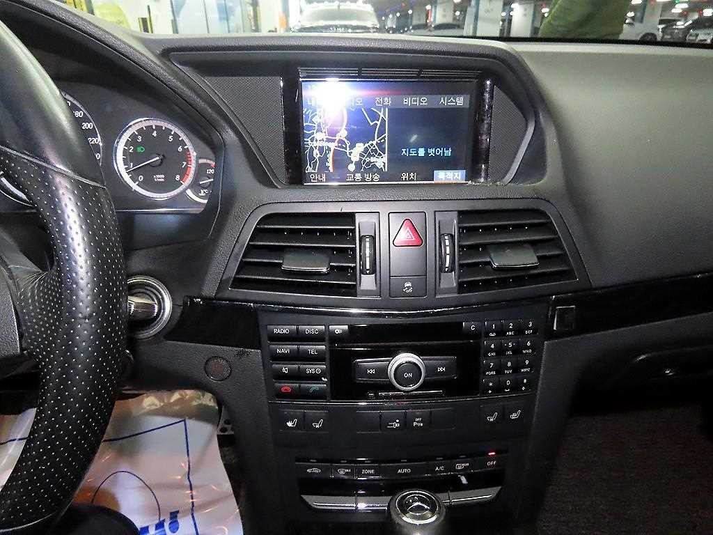 벤츠 E 클래스 E-클래스 W212 E350 쿠페 이미지 11