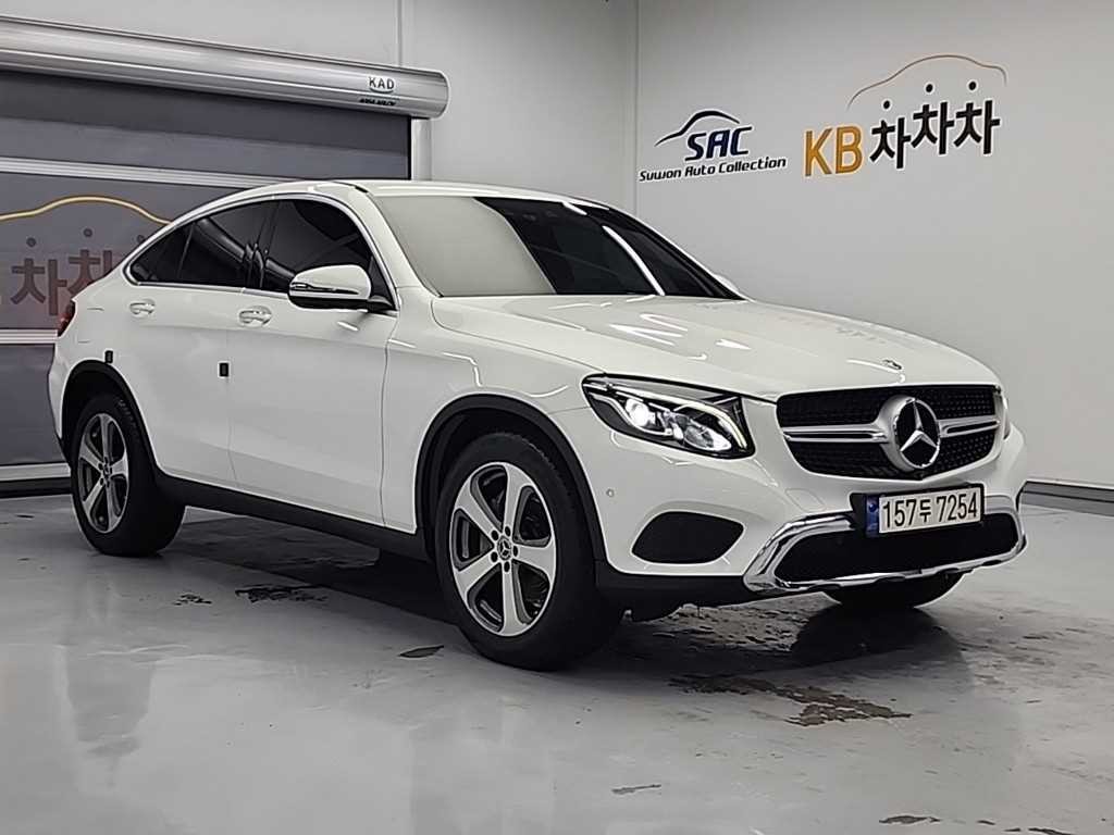 벤츠 GLC 클래스 GLC클래스 X253 GLC 300 4MATIC 쿠페 이미지 1