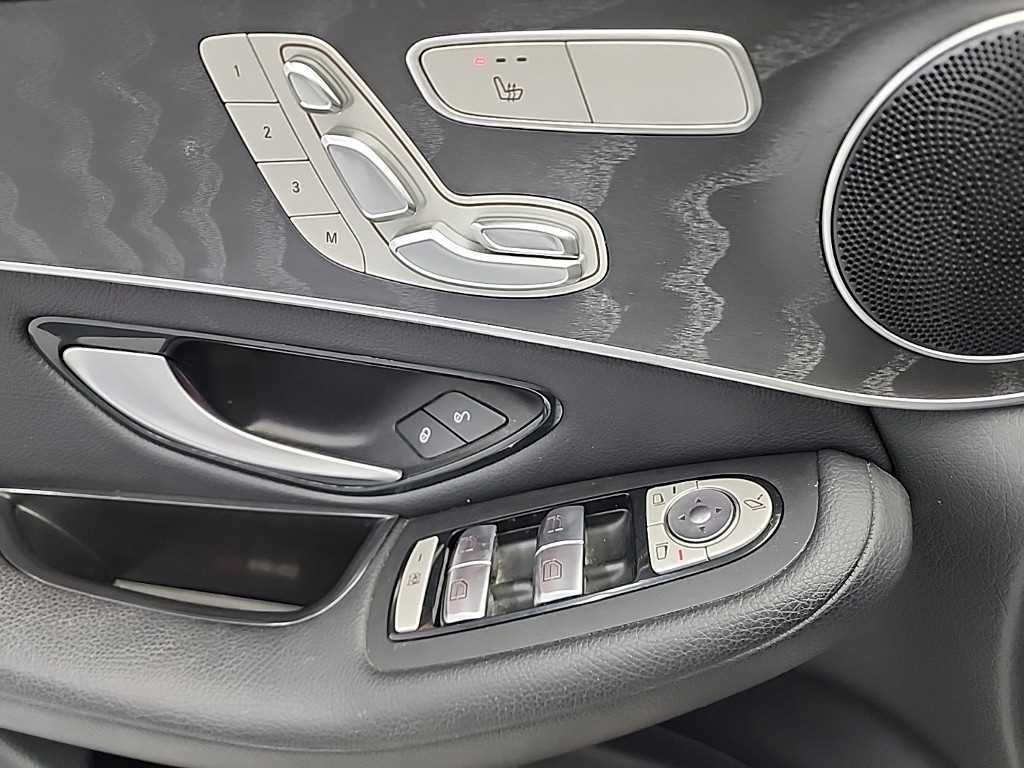 벤츠 GLC 클래스 GLC클래스 X253 GLC 300 4MATIC 쿠페 이미지 17