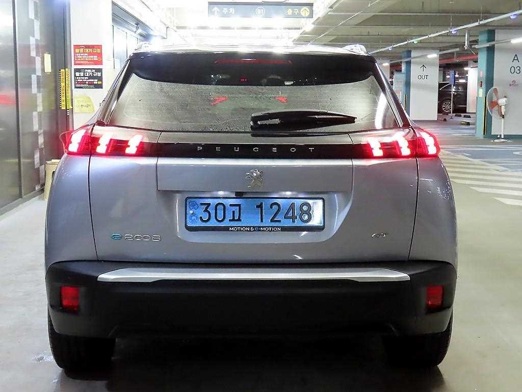 푸조 2008 e-2008 GT Line 이미지 5