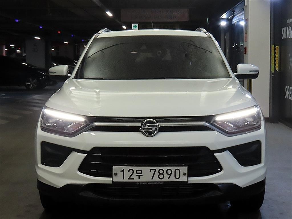 KG모빌리티(쌍용) 코란도 뷰티풀코란도 2WD 디젤 1.6 딜라이트 이미지 2