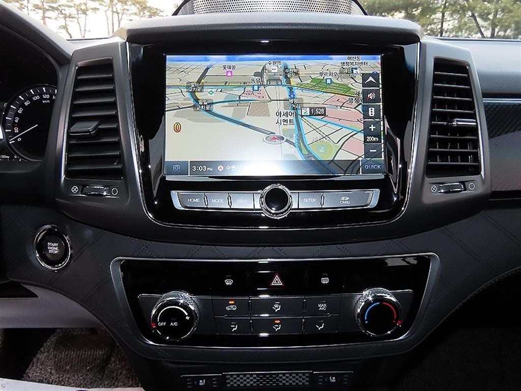 KG모빌리티(쌍용) 렉스턴 G4렉스턴 디젤 2.2 4WD 화이트 에디션 이미지 14