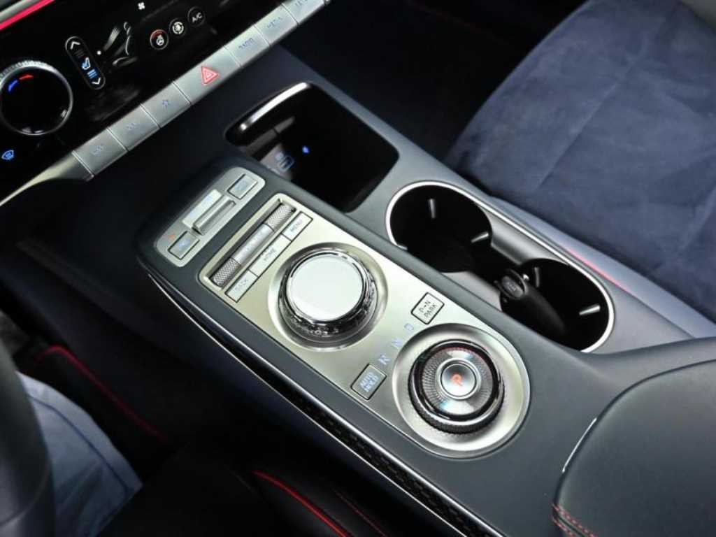 제네시스 GV70 2.5T 가솔린 2WD 스포츠 이미지 9