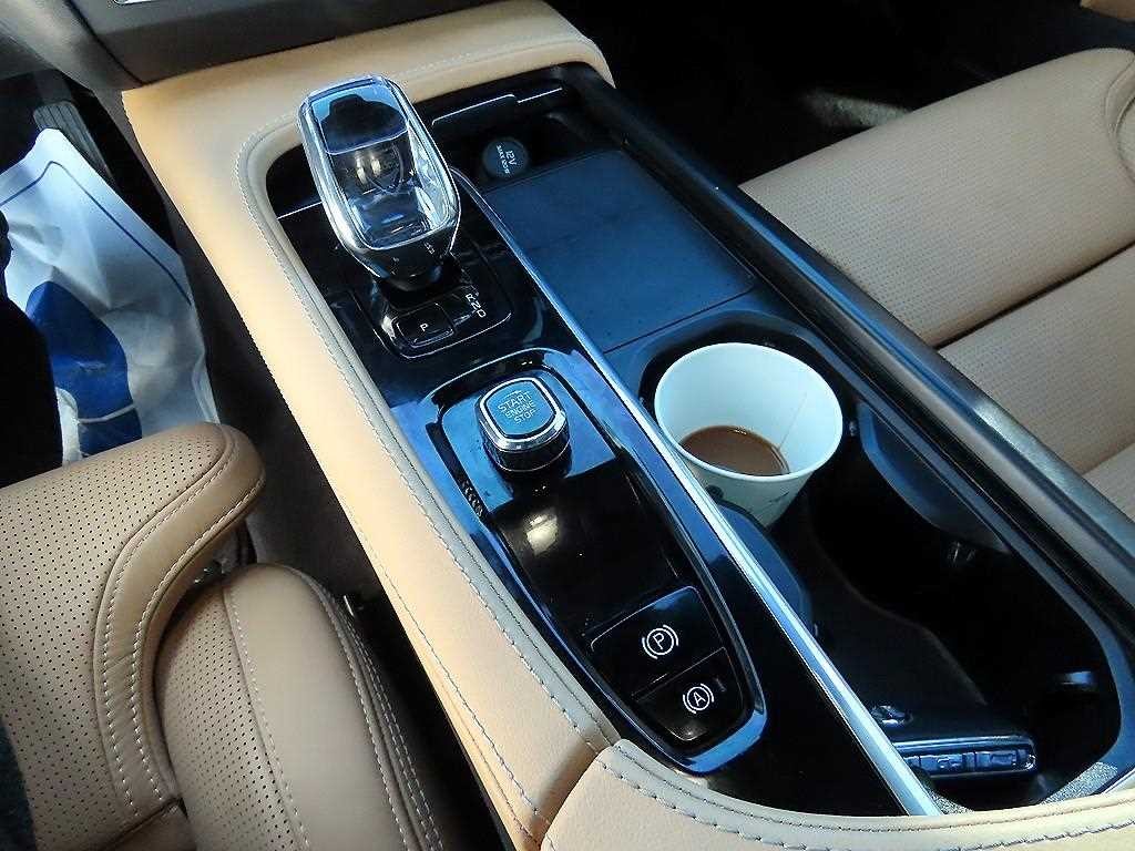 볼보 S90 B6 AWD 인스크립션 이미지 11
