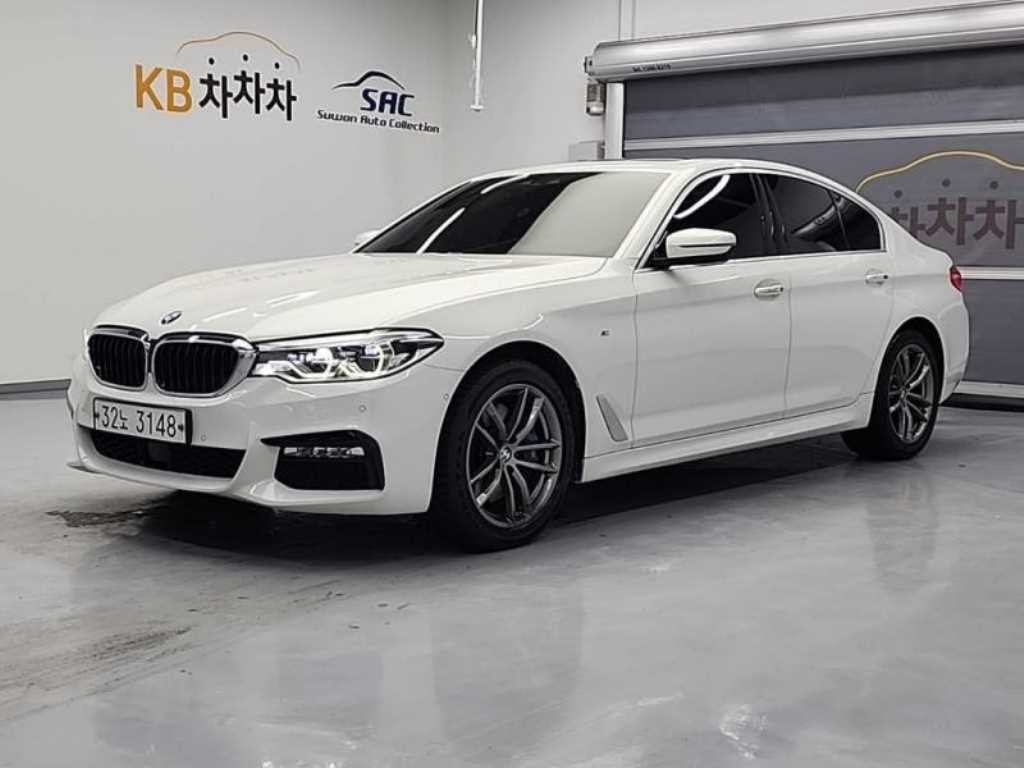 BMW 5시리즈 5시리즈 (G30) 530i xDrive M 스포츠 이미지 2