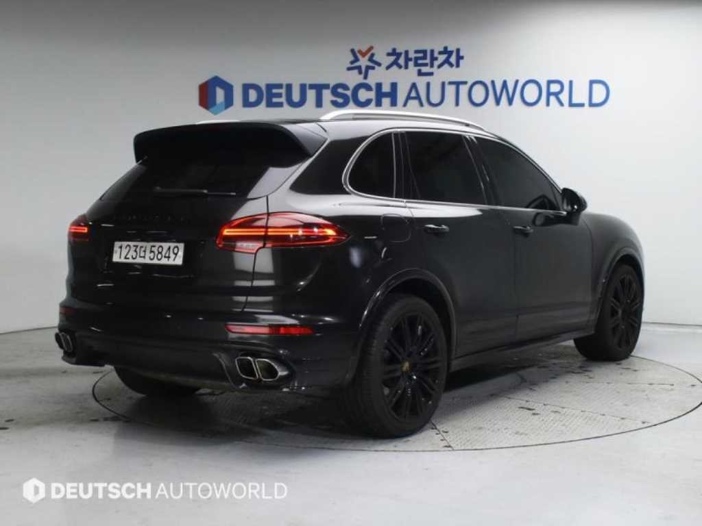 포르쉐 카이엔 뉴 카이엔 3.0 디젤 이미지 2
