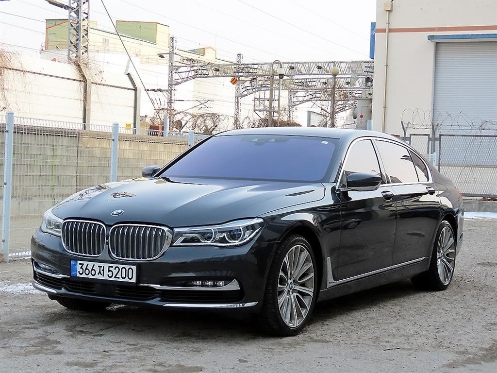 BMW 7시리즈 7시리즈 (G11) 750Li xDrive 이미지 2