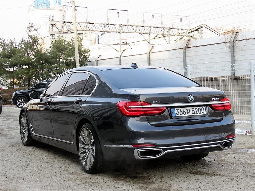BMW 7시리즈 7시리즈 (G11) 750Li xDrive 이미지 3