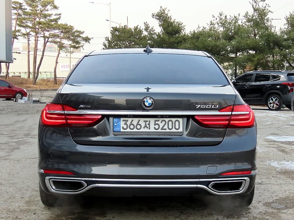 BMW 7시리즈 7시리즈 (G11) 750Li xDrive 이미지 4