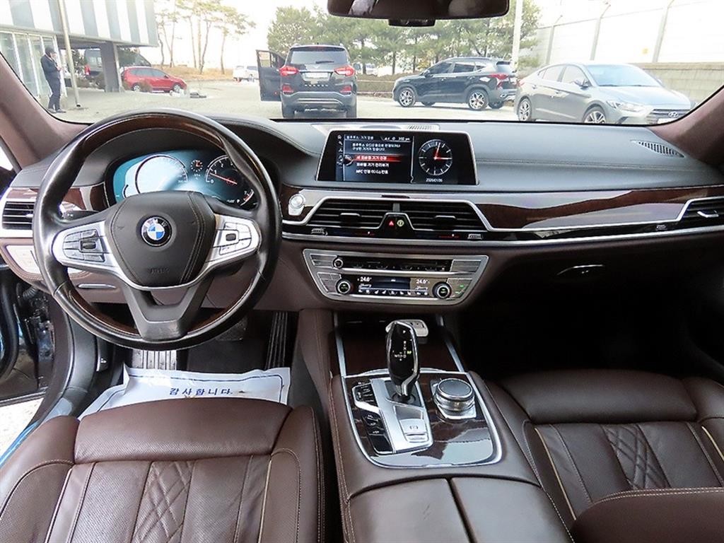 BMW 7시리즈 7시리즈 (G11) 750Li xDrive 이미지 7