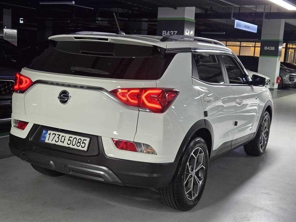 KG모빌리티(쌍용) 코란도 뷰티풀코란도 2WD 가솔린 1.5 C5 이미지 3