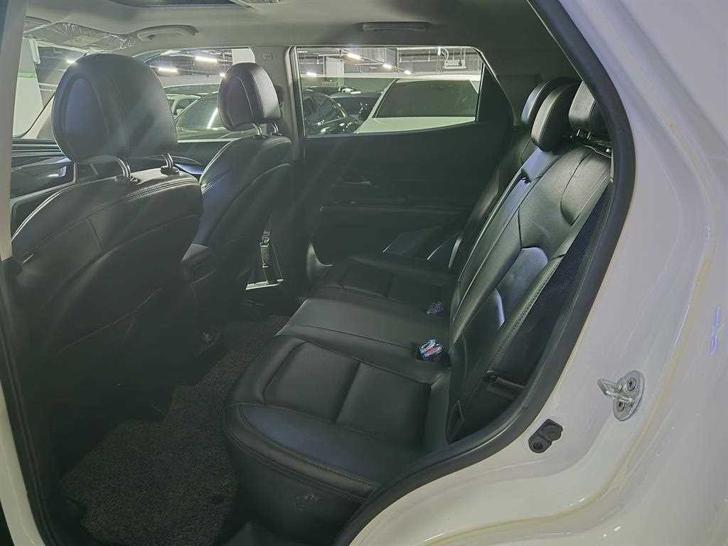 KG모빌리티(쌍용) 코란도 뷰티풀코란도 2WD 가솔린 1.5 C5 이미지 7