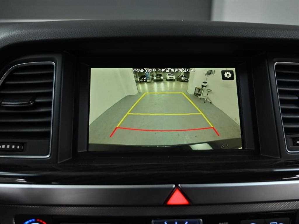 제네시스 G80 3.3 GDI AWD 럭셔리 이미지 15