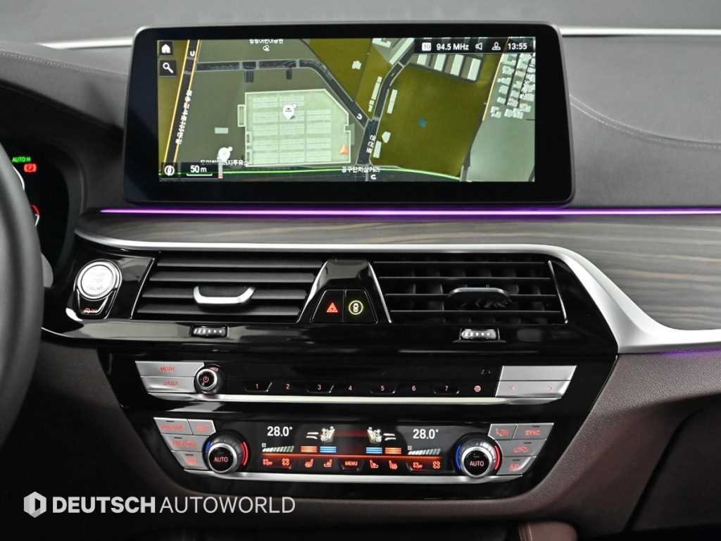 BMW 5시리즈 5시리즈 (G30) 530i 럭셔리 이미지 14