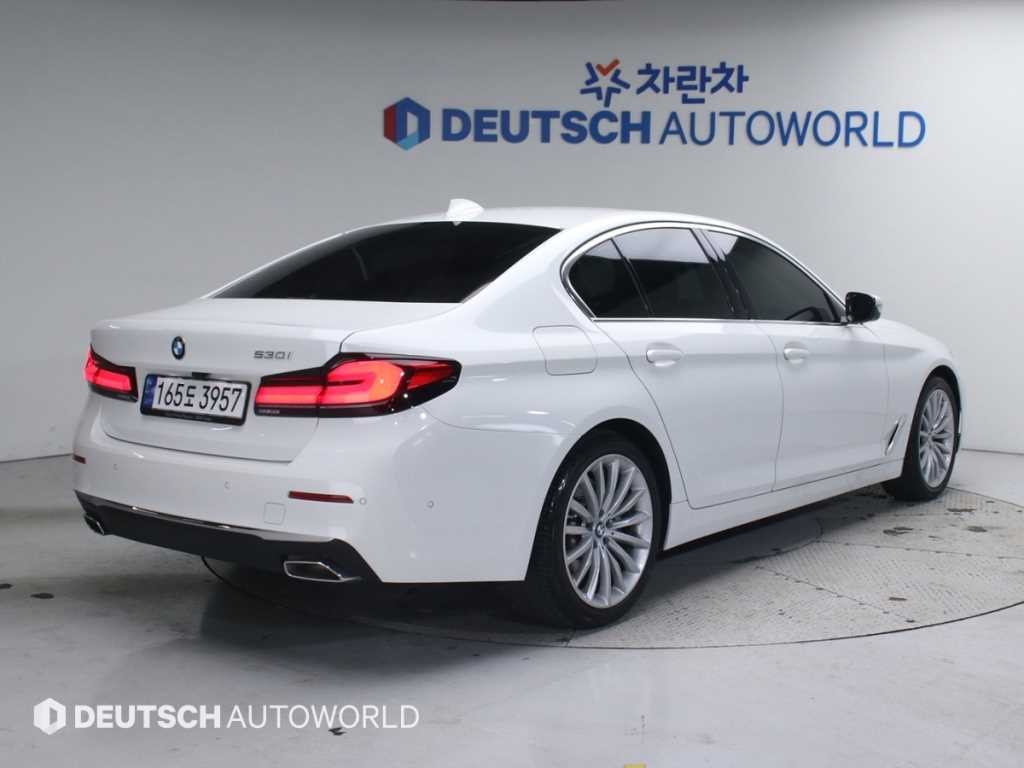 BMW 5시리즈 5시리즈 (G30) 530i 럭셔리 이미지 2