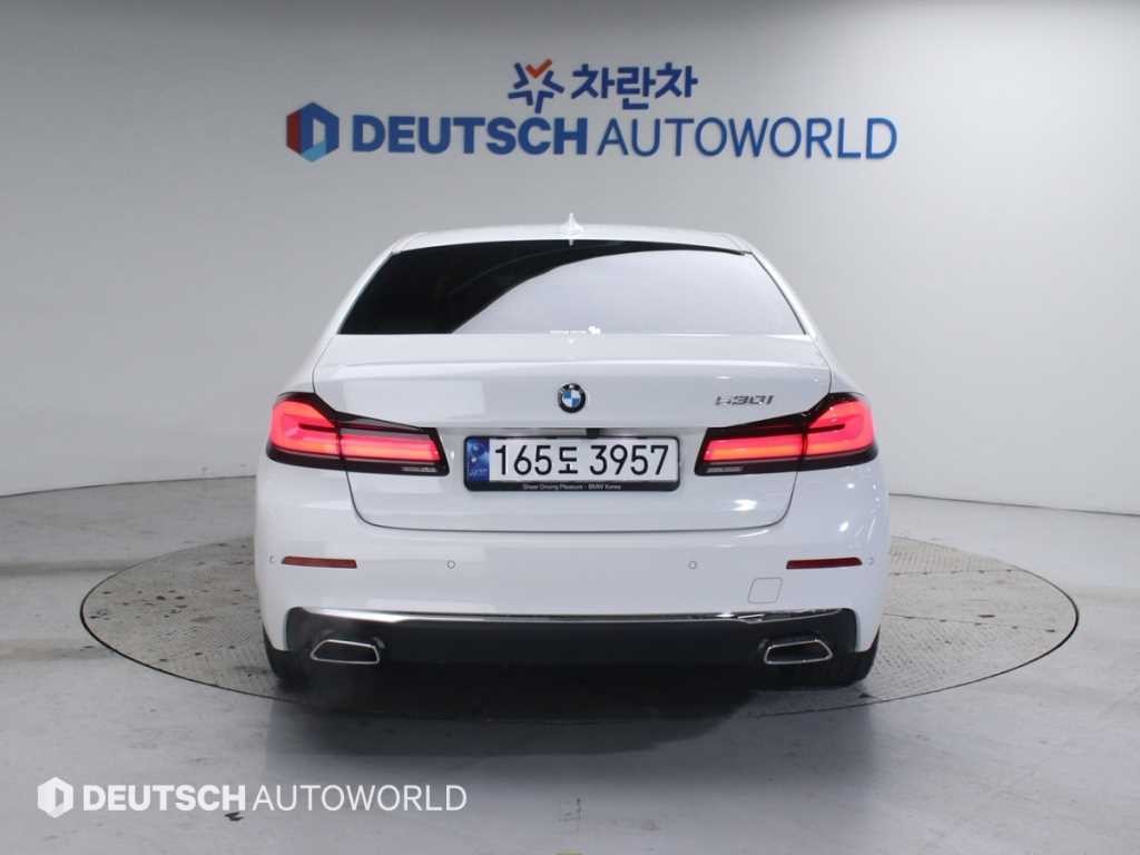 BMW 5시리즈 5시리즈 (G30) 530i 럭셔리 이미지 4
