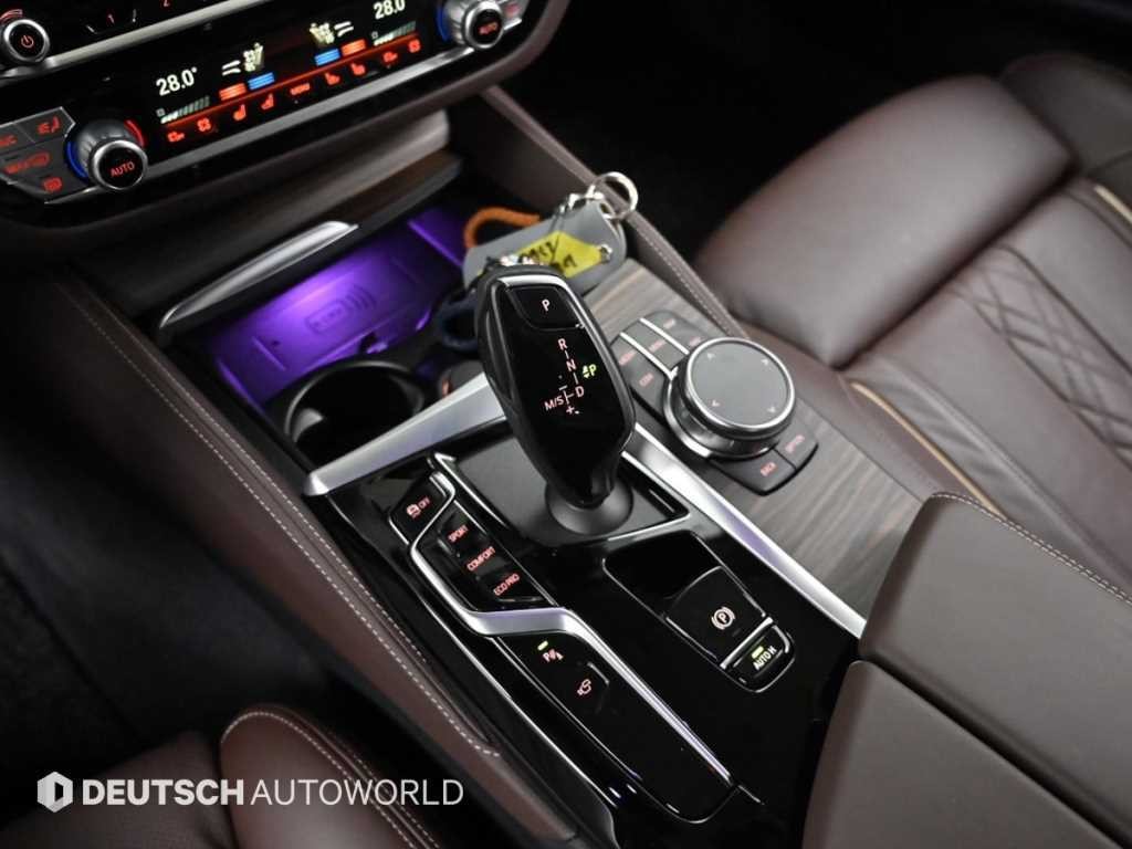 BMW 5시리즈 5시리즈 (G30) 530i 럭셔리 이미지 9