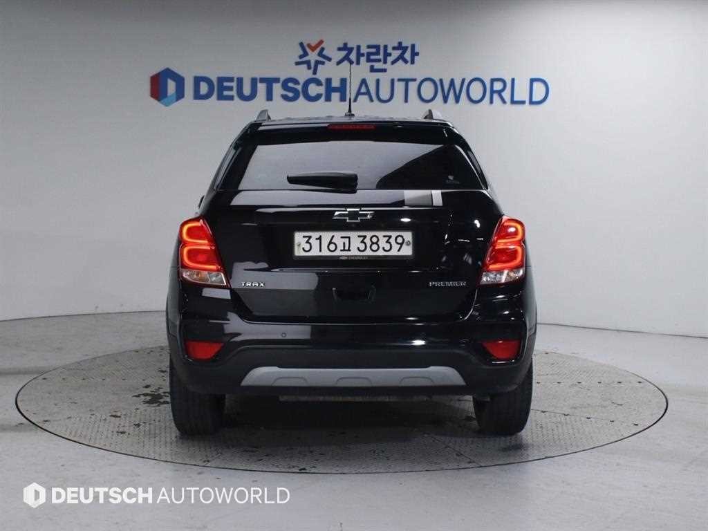 쉐보레 트랙스 더뉴트랙스 가솔린 1.4 퍼펙트 블랙 이미지 4