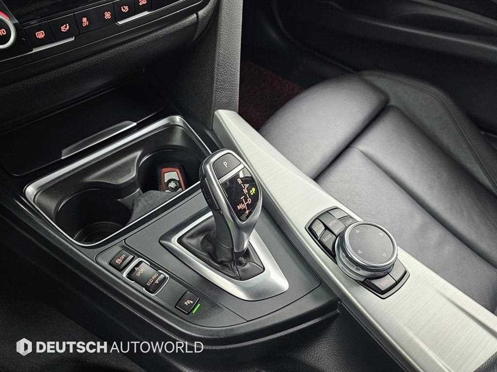 BMW 3시리즈 3시리즈 (F30) 320d 스포츠 이미지 11