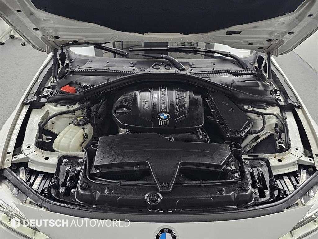 BMW 3시리즈 3시리즈 (F30) 320d 스포츠 이미지 19