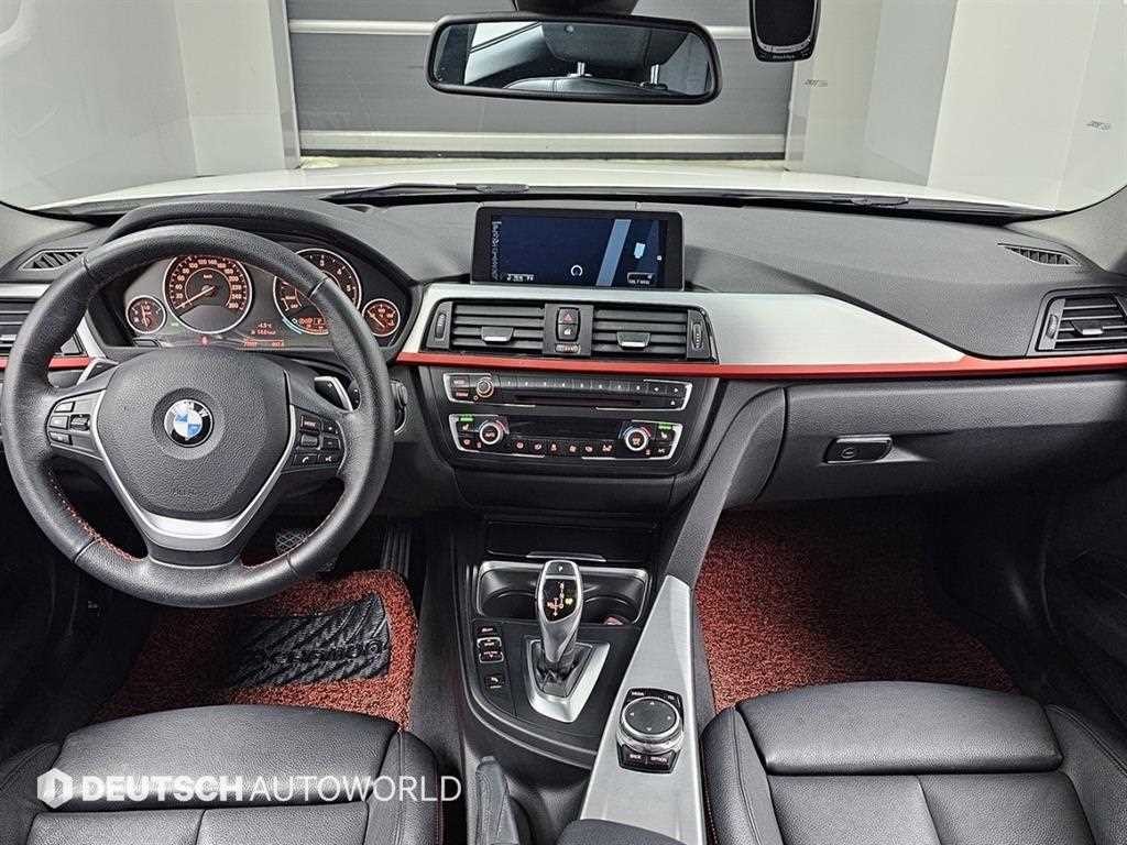 BMW 3시리즈 3시리즈 (F30) 320d 스포츠 이미지 5