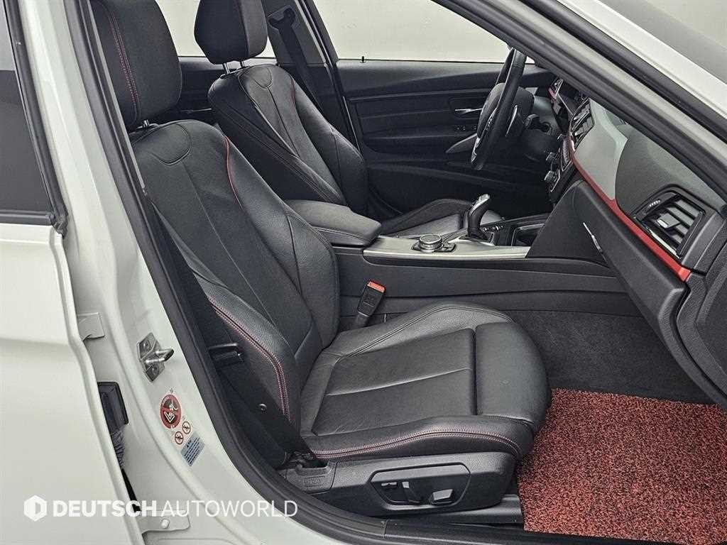 BMW 3시리즈 3시리즈 (F30) 320d 스포츠 이미지 7