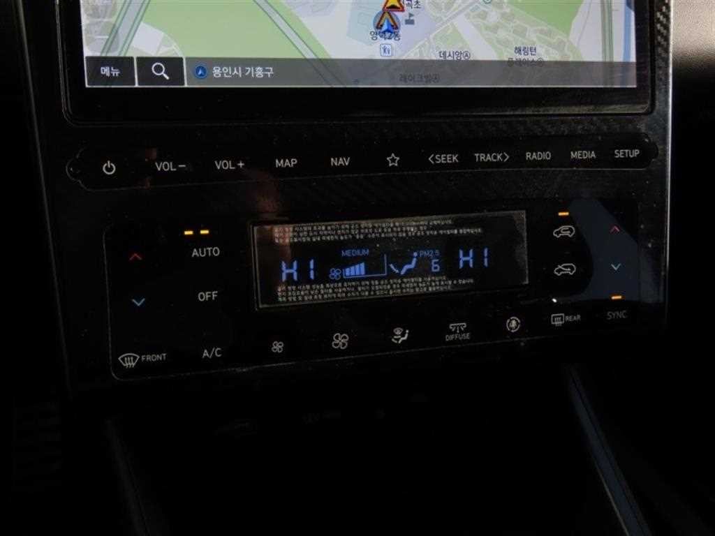 현대 투싼 투싼 (NX4) 디젤 2.0 2WD 인스퍼레이션 이미지 7