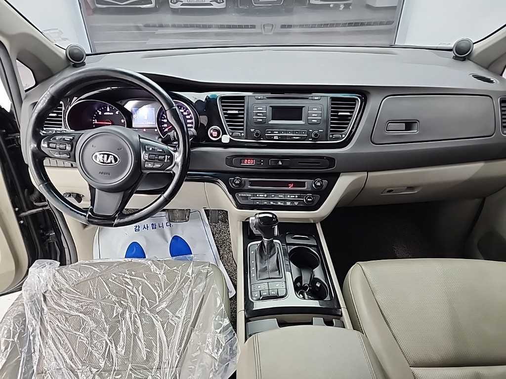 기아 카니발 올 뉴 카니발 디젤 9인승 프레스티지 이미지 7