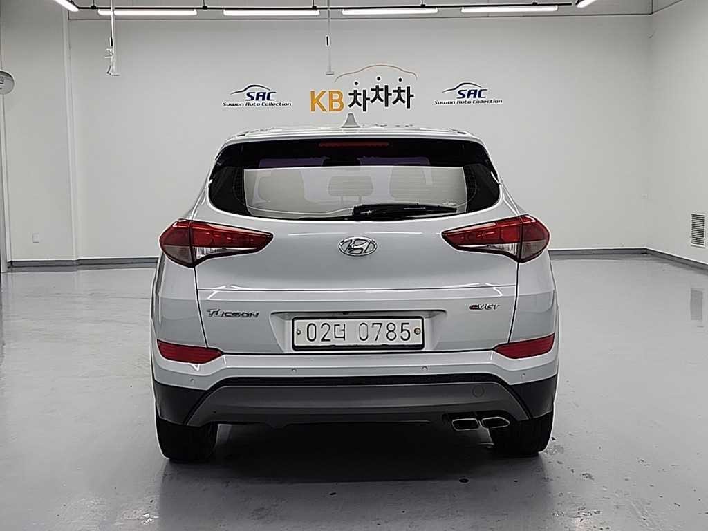 현대 투싼 올뉴투싼 디젤 2.0 2WD 스타일 이미지 3