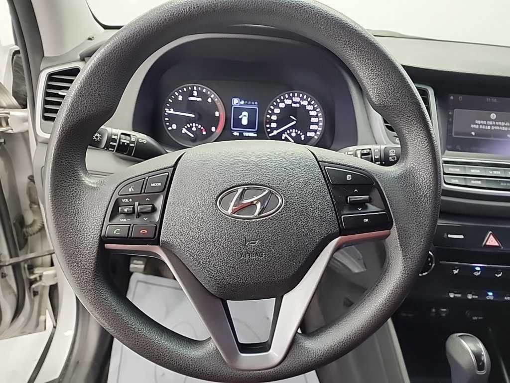 현대 투싼 올뉴투싼 디젤 2.0 2WD 스타일 이미지 9