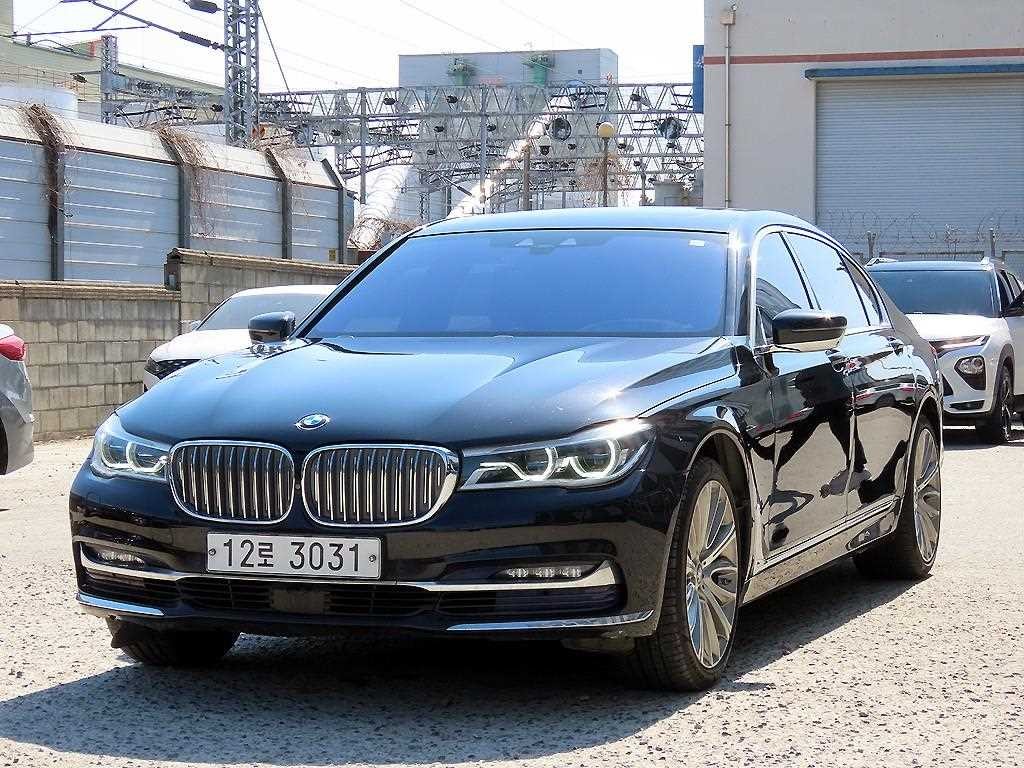 BMW 7시리즈 7시리즈 (G11) 750Li xDrive 이미지 2