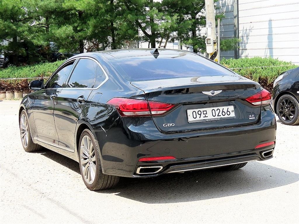 제네시스 G80 3.3 GDI AWD 프리미엄 럭셔리 이미지 3