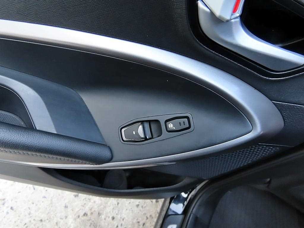 현대 맥스크루즈 R2.2 2WD 익스클루시브 이미지 16