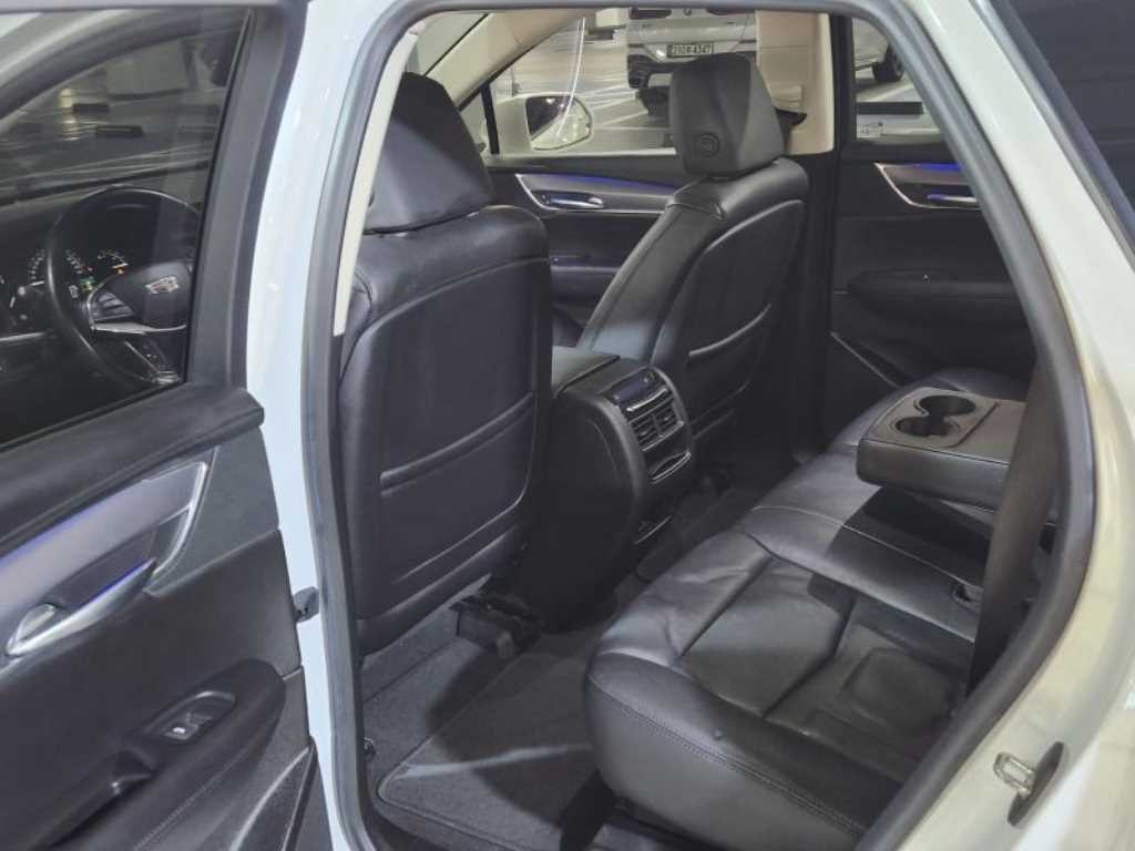 캐딜락 XT5 3.6 프리미엄 플러스 AWD 이미지 8