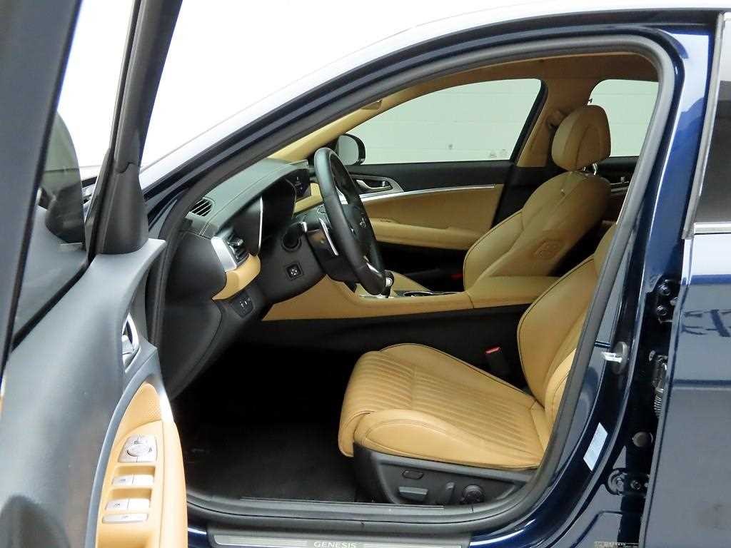 제네시스 G70 더 뉴 G70 가솔린 2.0T 4WD 이미지 13
