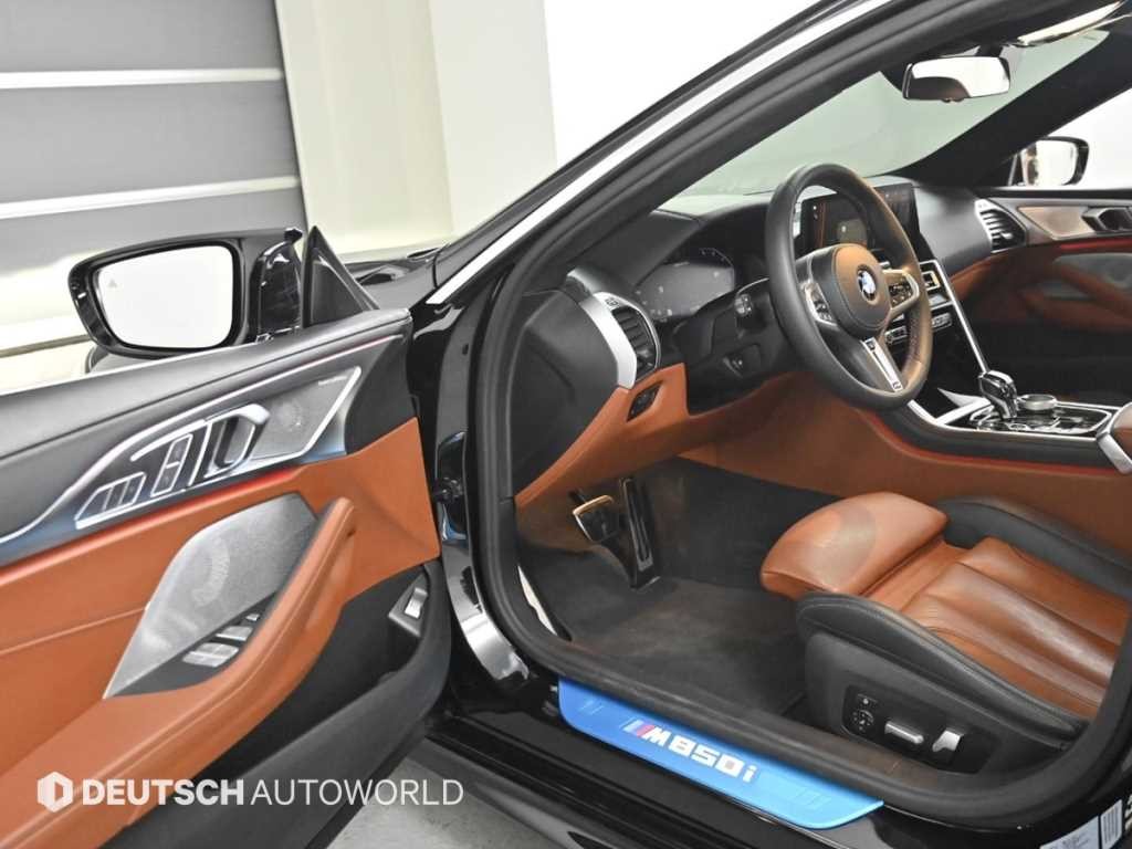 BMW 8시리즈 8시리즈 (G15) M850i xDrive 그란 쿠페 이미지 11