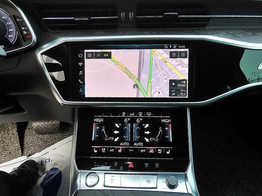 아우디 A6 A6 (C8) 45 TFSI 콰트로 프리미엄 이미지 13